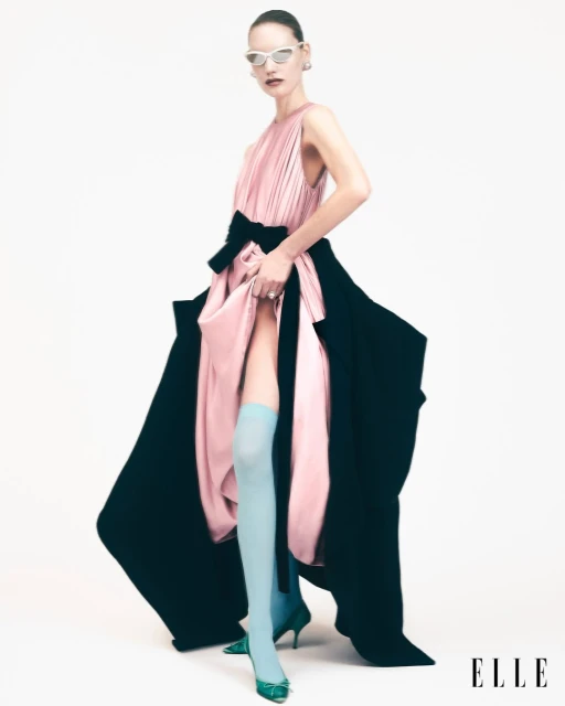 Elle Brasil November 2025 Cover