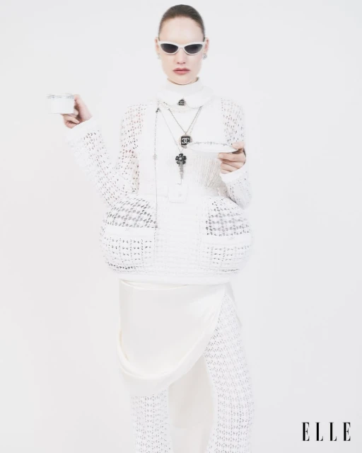 Elle Brasil November 2025 Cover