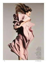 Elle Germany February 2025 Cover