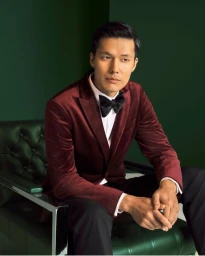 Perry Ellis Holiday 2025 Campaign