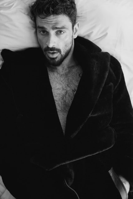 Michele Morrone - Il Fuoco dentro