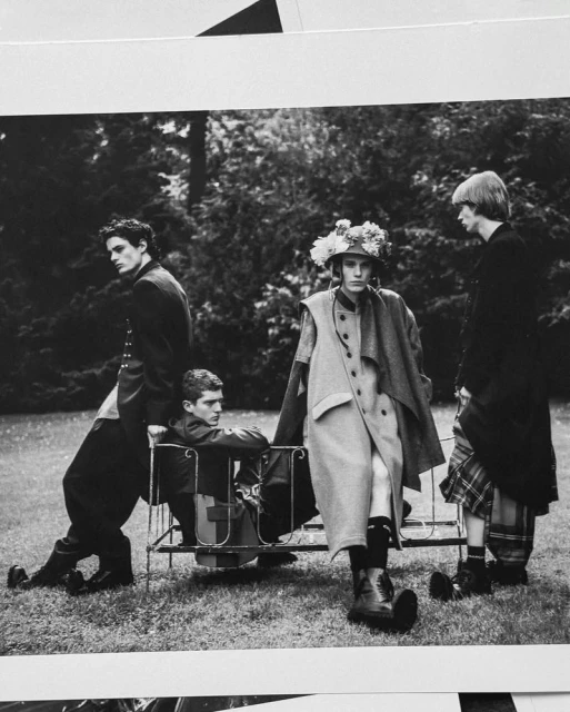 COMME DES GARCONS SPECIAL