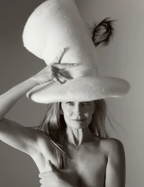 Numéro Netherlands - Paulina Porizkova