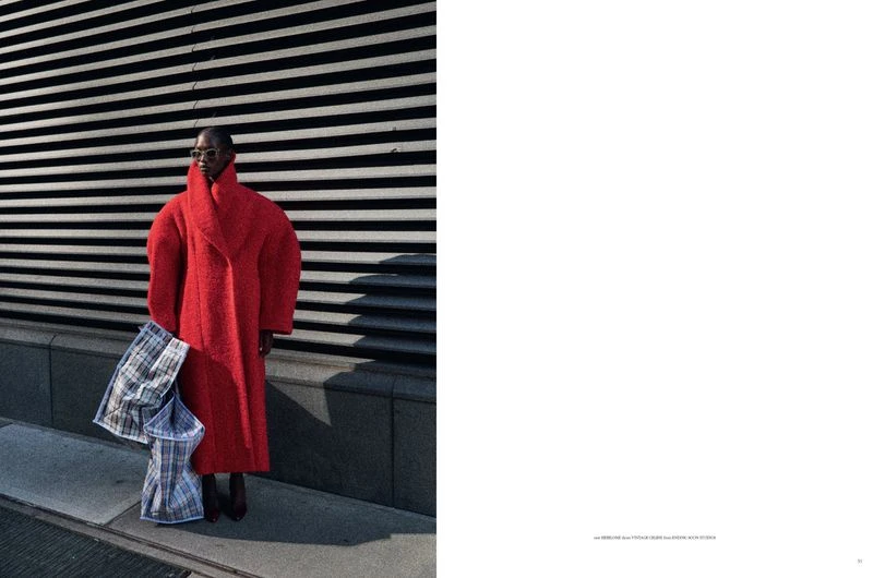 IDYLL ISSUE with ESSENCE TAYLOR