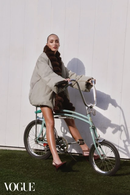 Kellery the contemporary jewelry Narrative .