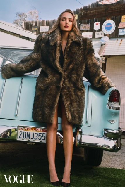 Kellery the contemporary jewelry Narrative .