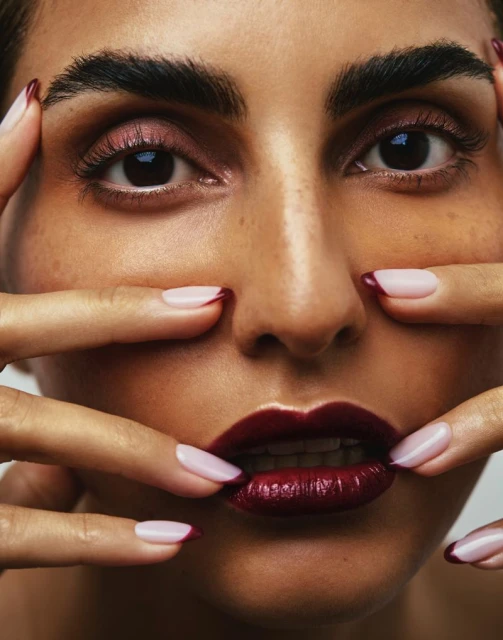 PRISMATICS – Bold Beauty & Metallic Tones