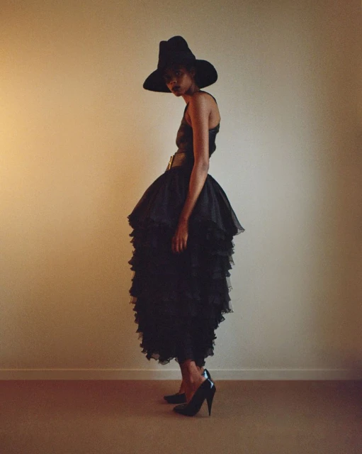 Lumineuse et volumineuse