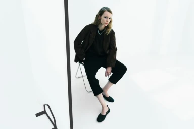 Demy - by Casper van der Linden