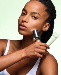 Prada Reveal Foundation and Prada Refine Primer