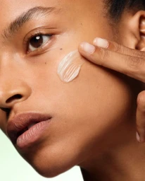 Prada Reveal Foundation and Prada Refine Primer