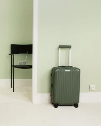 Rimowa Distinct