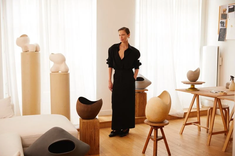 Inside the apartment and studio of sculptor Katharina Kaminski in Paris | Une Fille, Un Style
