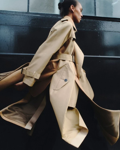 SOCIAL READY-TO-WEAR