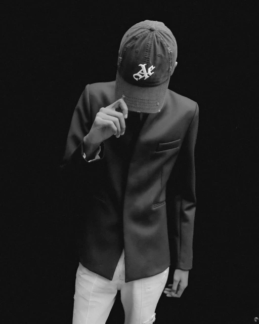 Aaron Esh S/S 25 Documented