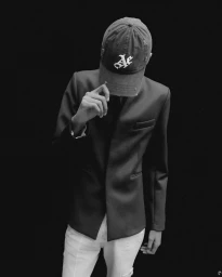 Aaron Esh S/S 25 Documented