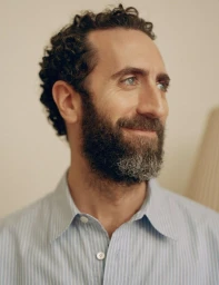 Arket Essentials with Mario Milana