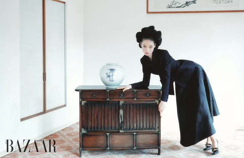 Seoul, Distorted with DIOR