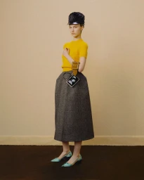 Prada Fall/Winter 2024: a romance between the past and future