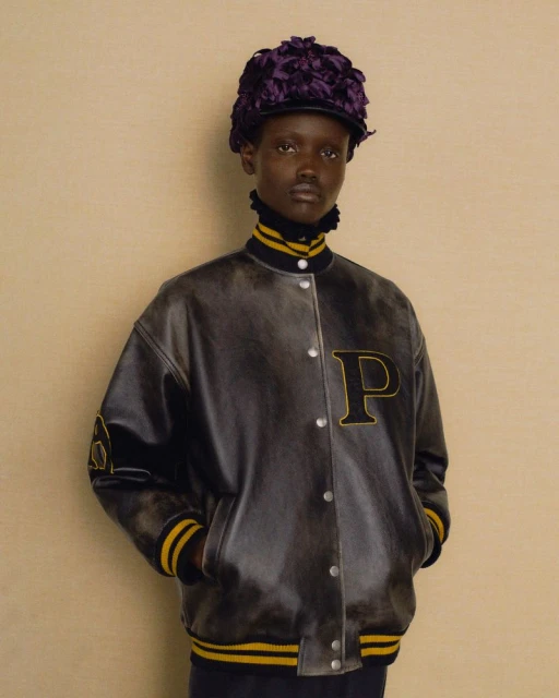 Prada Fall/Winter 2024: a romance between the past and future