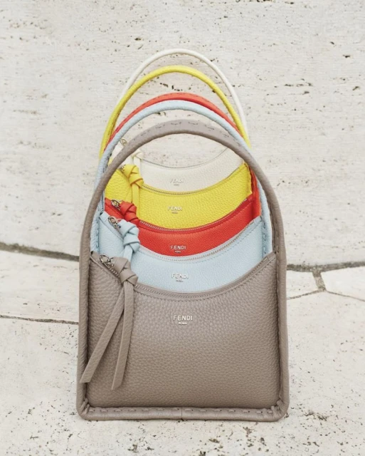 #FendiBaguette Mini