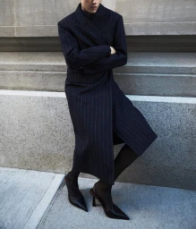 Inside the Wardrobe of NYC Stylist Elly McGaw by Country Road