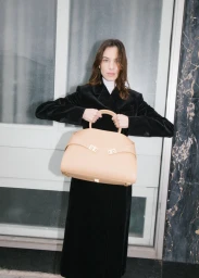 ALEXA CHUNG x HUG BAG