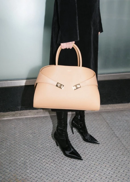 ALEXA CHUNG x HUG BAG