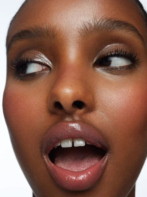 UKLIPS Full Lip Service