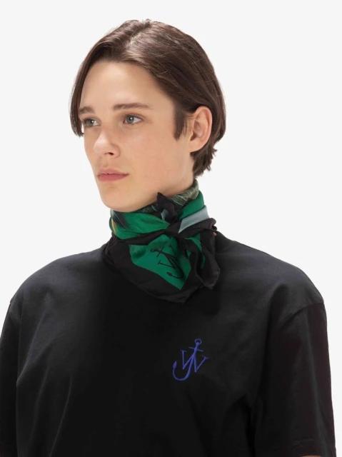 PF24 E-COMMERCE • Photographer Bernie Deckert