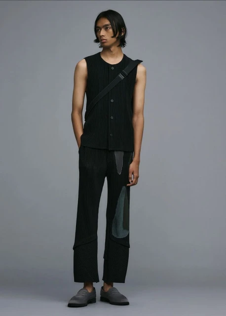 HOMME PLISSÉ ISSEY MIYAKE S/S 24 LOOKBOOK