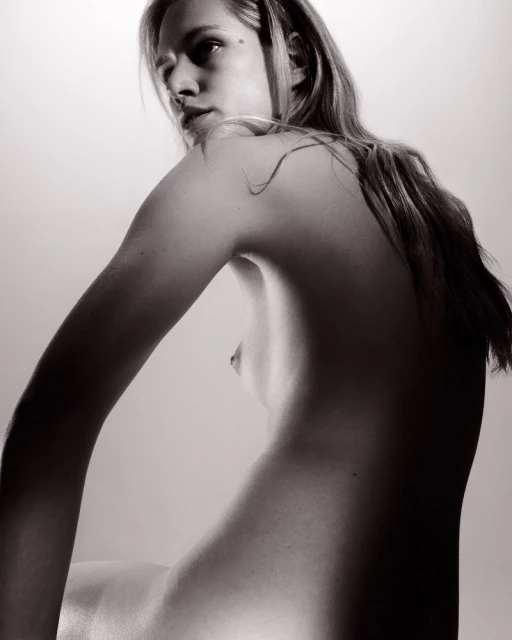 MACRENE Actives - The Skyros Collection