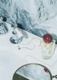 OUTLINE Spring Catalog 2025