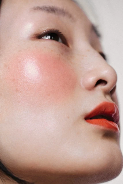 Beauty close up retouching