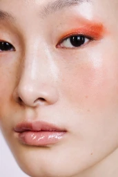 Beauty close up retouching