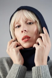 Christmas beauty campaign for Bang Bang Cosmetic