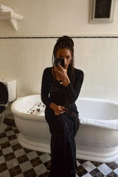 Sisters Ziarah and Tisja Janssen's discovery trip with Chanel