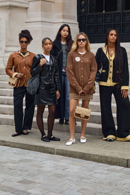 Sisters Ziarah and Tisja Janssen's discovery trip with Chanel