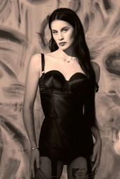 Milena Smit Cover Editorial