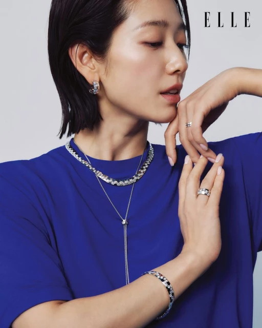 Waltzing through TRUMPHS & TRIALS: PARK SHIN HYE