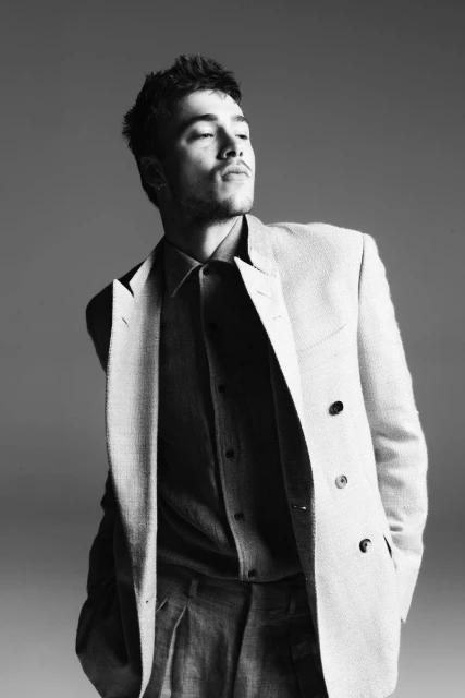 The Expert Guide to Summer Suits