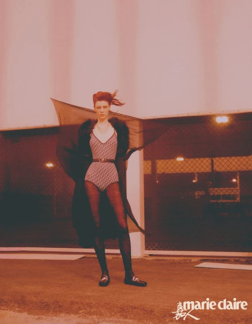 Editorial by Yøøn Chøng