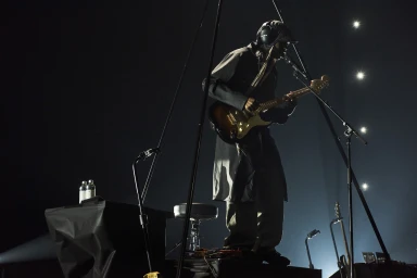 Montell Fisch, Issue 34