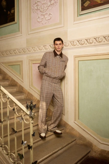 Harvey Nichols Dubai. "Past. Present ...