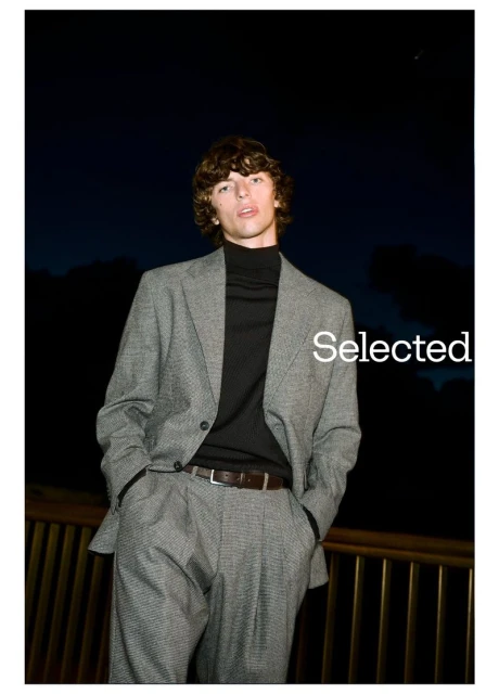 Selected Holiday Campaign