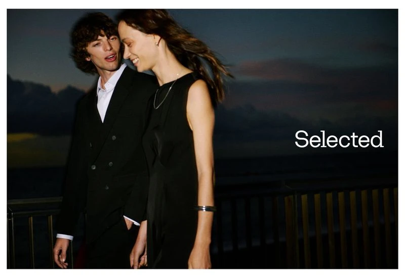 Selected Holiday Campaign