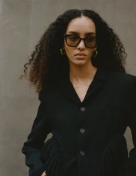 ÉDITAIRES MAGAZINE - 'THE MODERNE TROTTER’