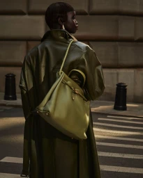 Elegancia en Fluidez