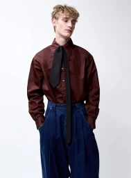 Tying Knots in the Devils's Tie