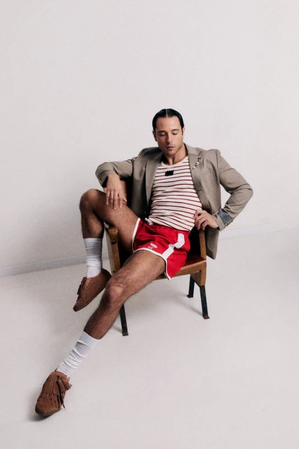 GIUSEPPE GIOFRÈ: BODY LANGUAGE AS PO ...